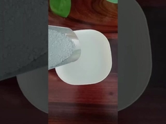 灰色粉末クリオライト